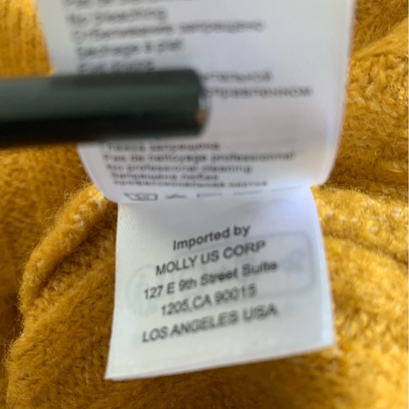 LILI SIDONIO NWT Sweater Saffron Yellow SZ:S - Picture 7 of 10